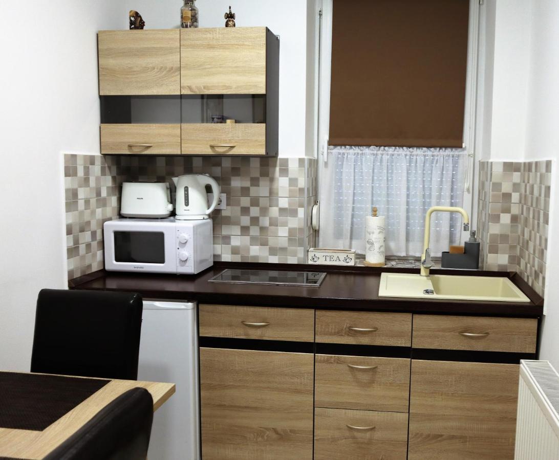 Wolf House Apartman Zalaegerszeg Exteriör bild