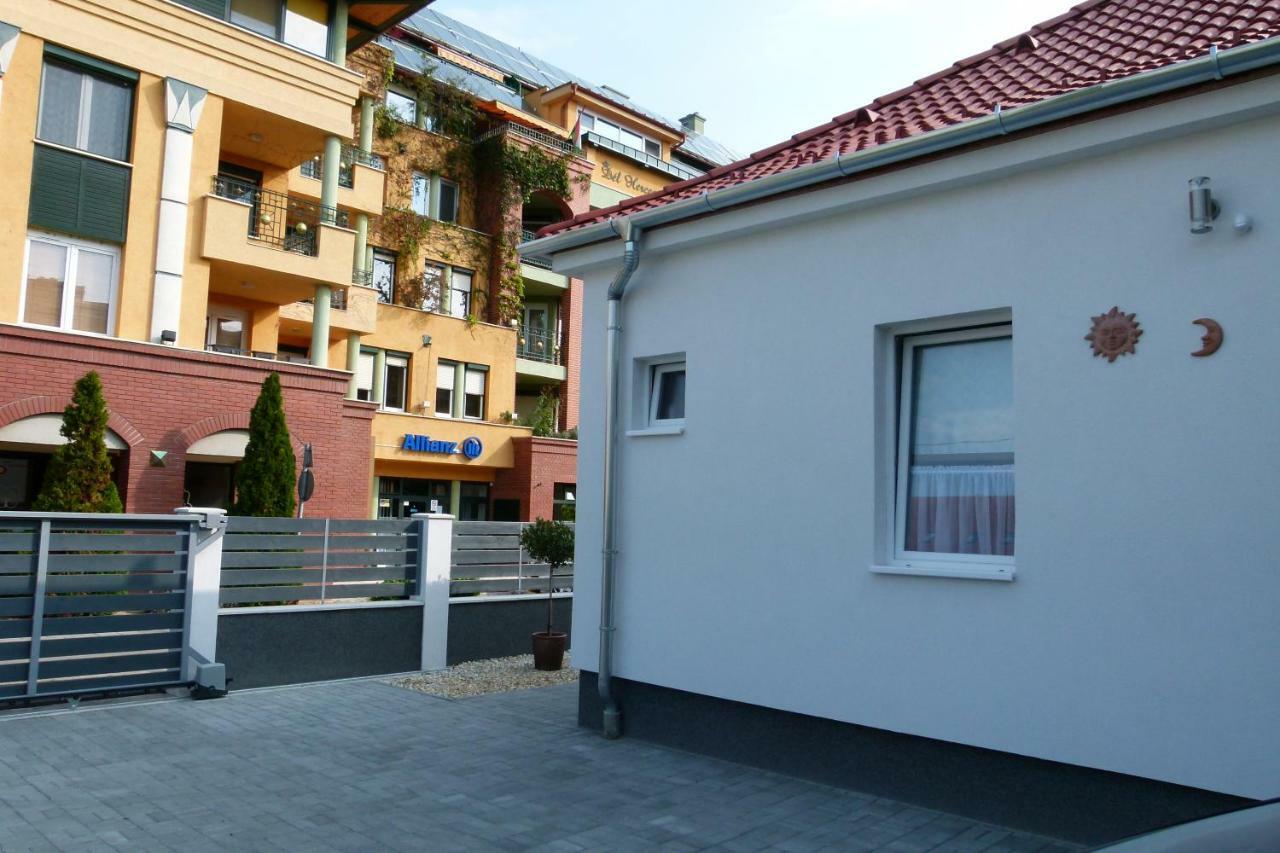 Wolf House Apartman Zalaegerszeg Exteriör bild
