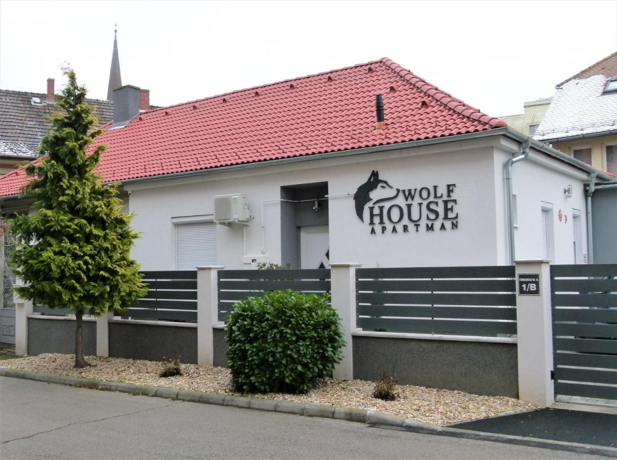 Wolf House Apartman Zalaegerszeg Exteriör bild