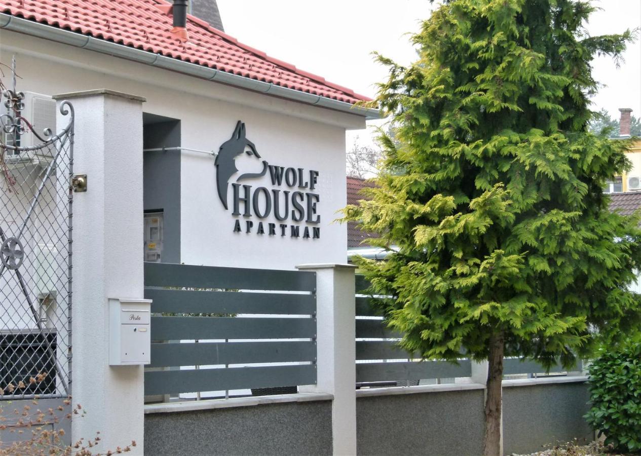 Wolf House Apartman Zalaegerszeg Exteriör bild