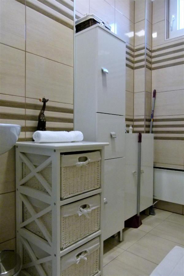 Wolf House Apartman Zalaegerszeg Exteriör bild